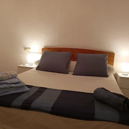 Manzaneque Rural House