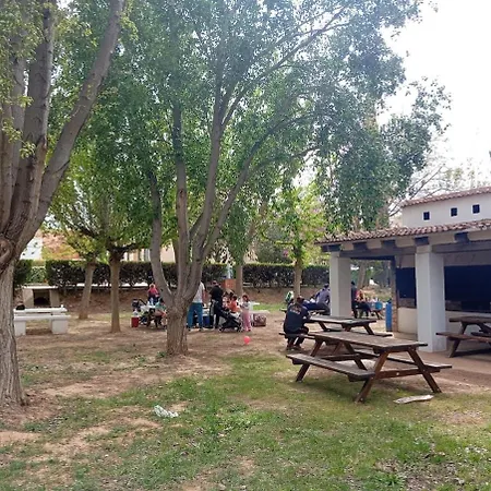 Manzaneque Rural House